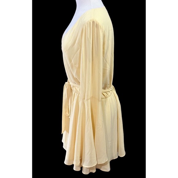 Lovers And Friends Womens Lila Dress Yellow Ruffle Bell Sleeve‎ Large NWOT - Picture 2 of 6